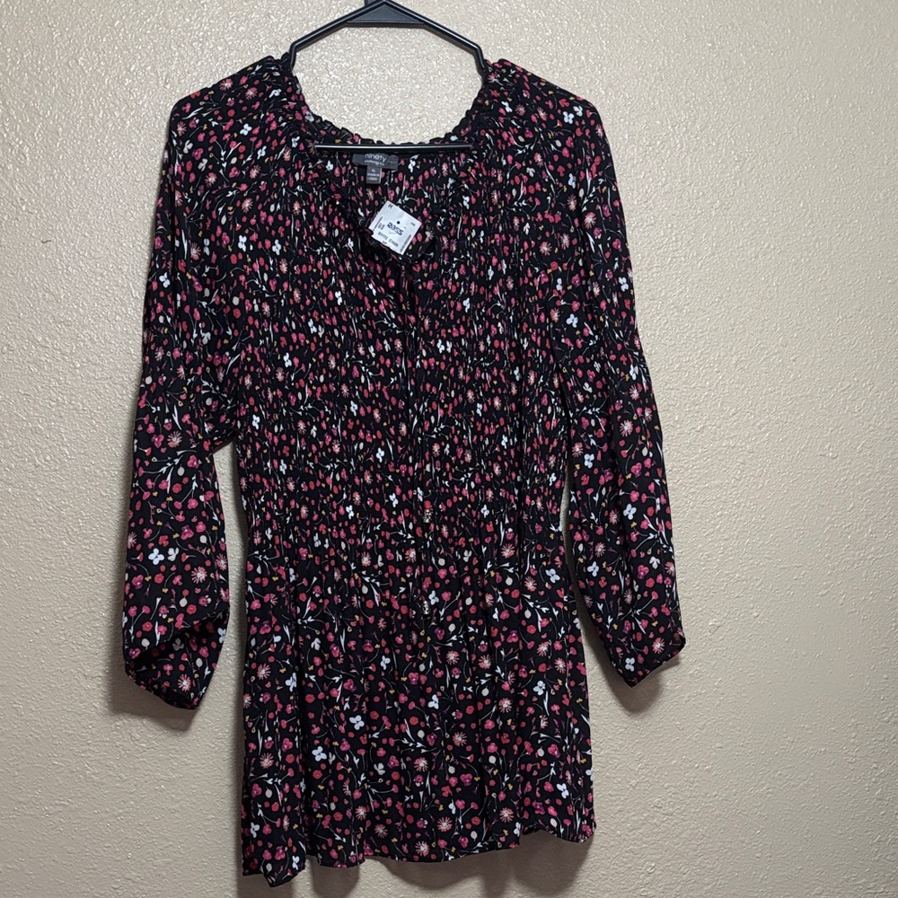 Floral Print Women's Blouse - Black and Pink
